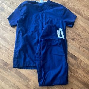 COPY - Minimally worn navy blue scrubs. 5 sets